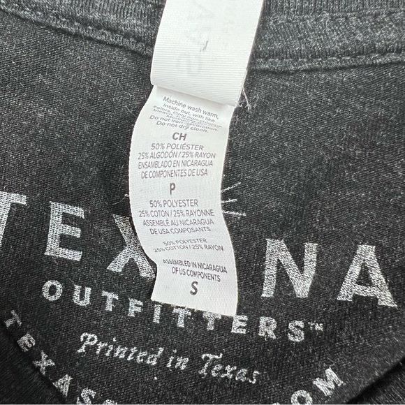 Mas Tacos Por Favor Graphic Tee Shirt - Picture 4 of 4